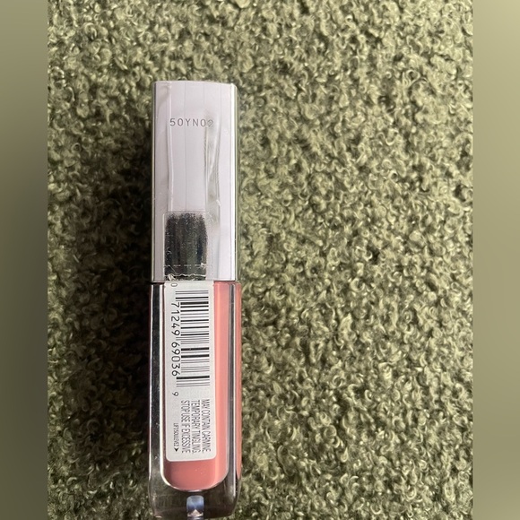 L'Oreal Plump Ambition Lip Oil - Pink - Picture 2 of 3